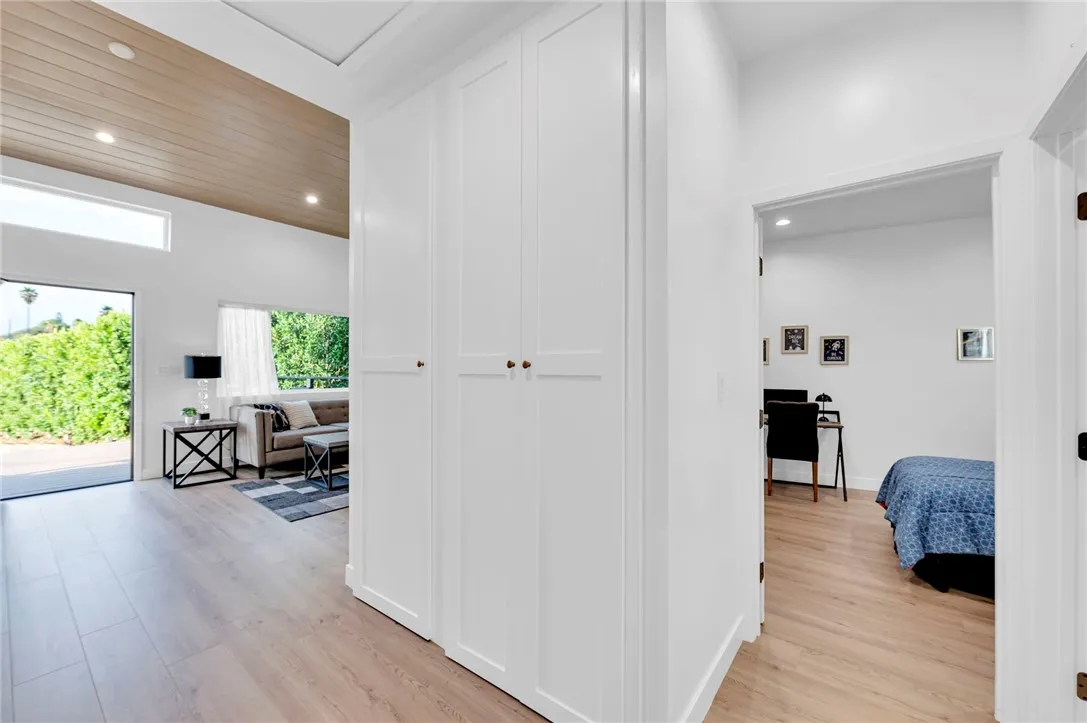 5160 Oakland, Los Angeles, California 90032 home-pic-29