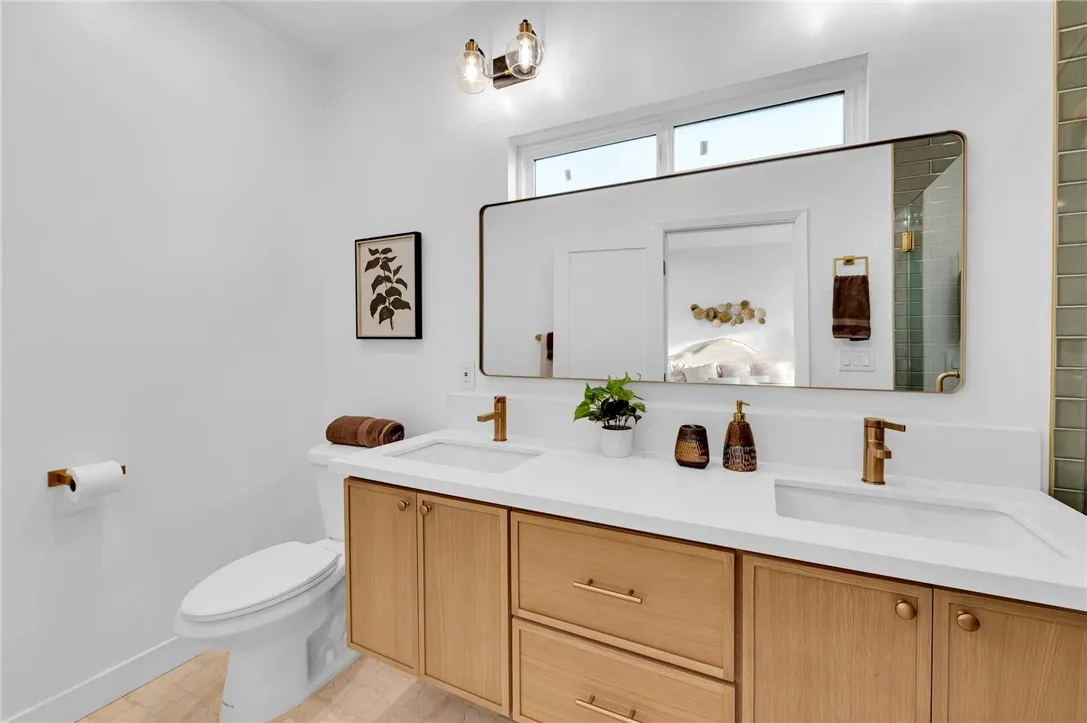 5160 Oakland, Los Angeles, California 90032 home-pic-27
