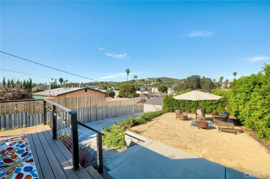 5160 Oakland, Los Angeles, California 90032 home-pic-35