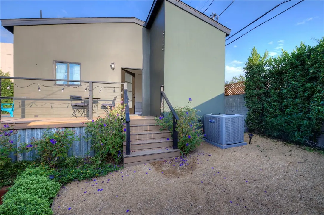 5160 Oakland, Los Angeles, California 90032 home-pic-22