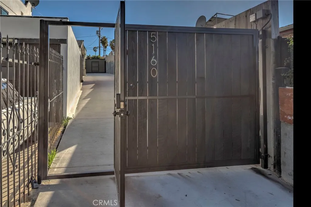 5160 Oakland, Los Angeles, California 90032 home-pic-43