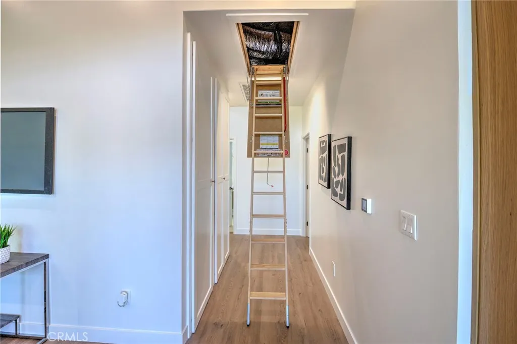 5160 Oakland, Los Angeles, California 90032 home-pic-40