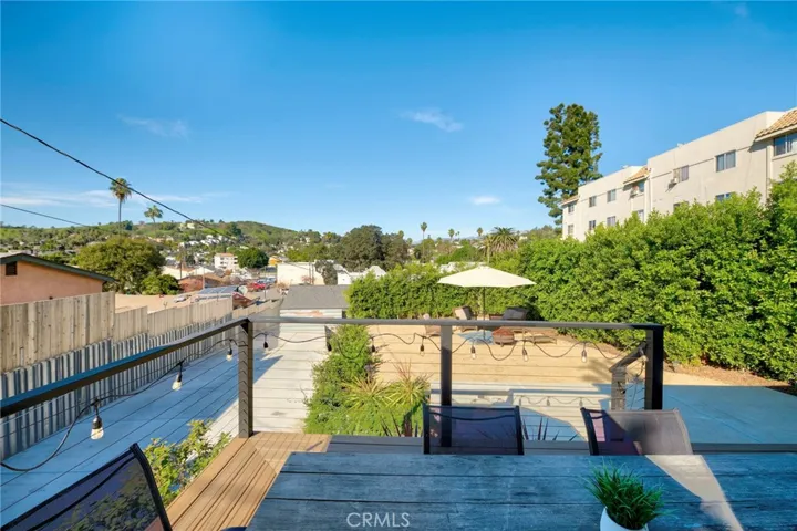 5160 Oakland, Los Angeles, California 90032