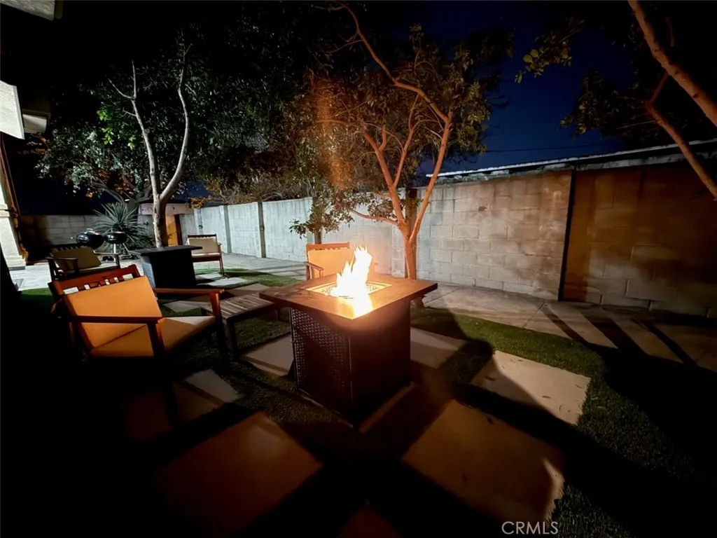 1044 252nd 4, Harbor City, California 90710 home-pic-40