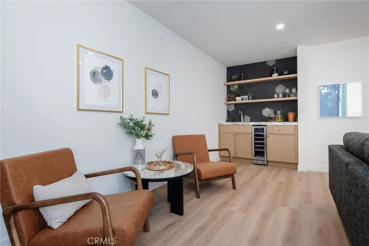 Another pic of wet bar in living room