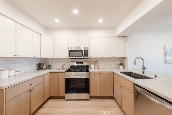 Kitchen with lots of storage
