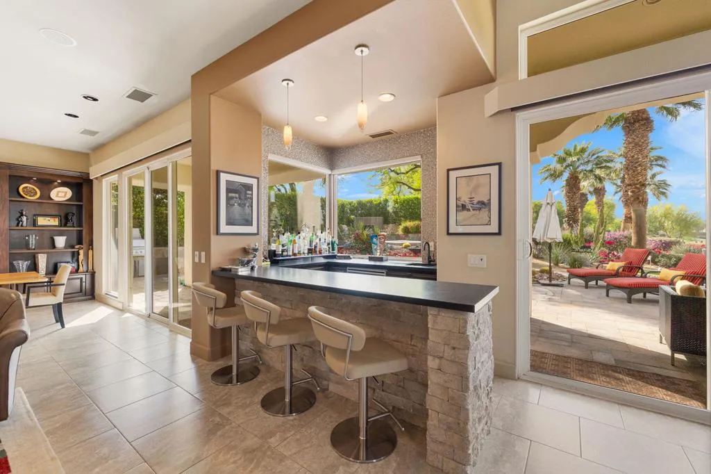 688 Mission Creek Drive, Palm Desert, California 92211 home-pic-14