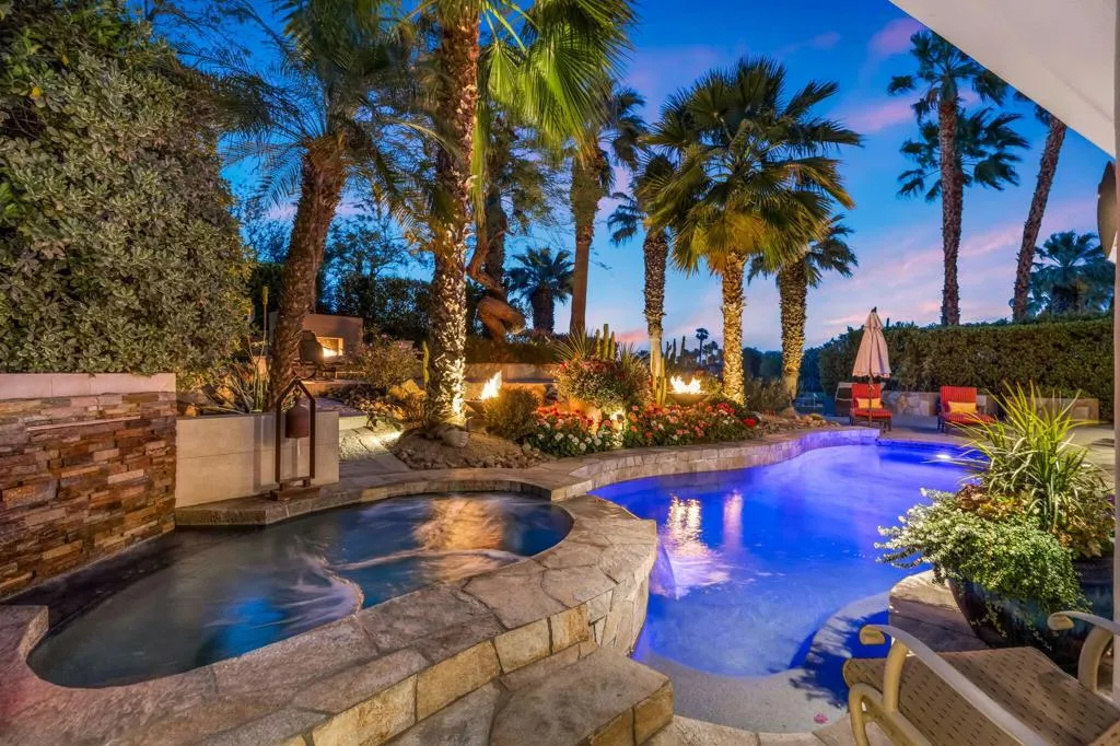 688 Mission Creek Drive, Palm Desert, California 92211 home-pic-4