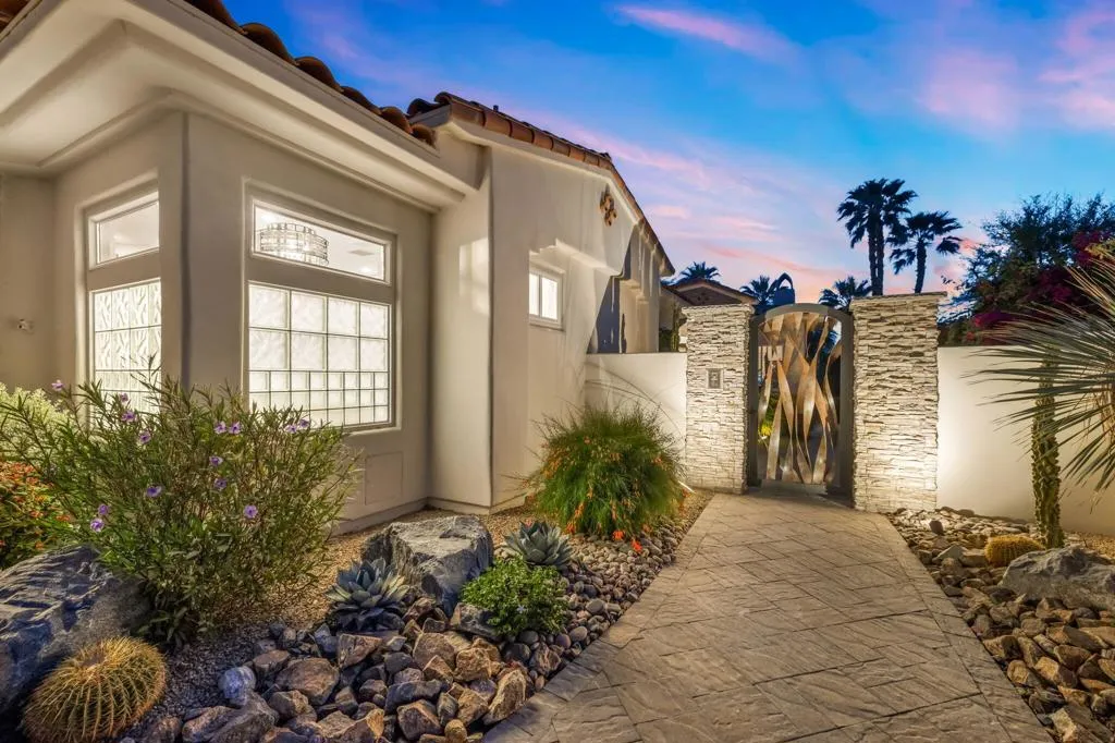 688 Mission Creek Drive, Palm Desert, California 92211 home-pic-6