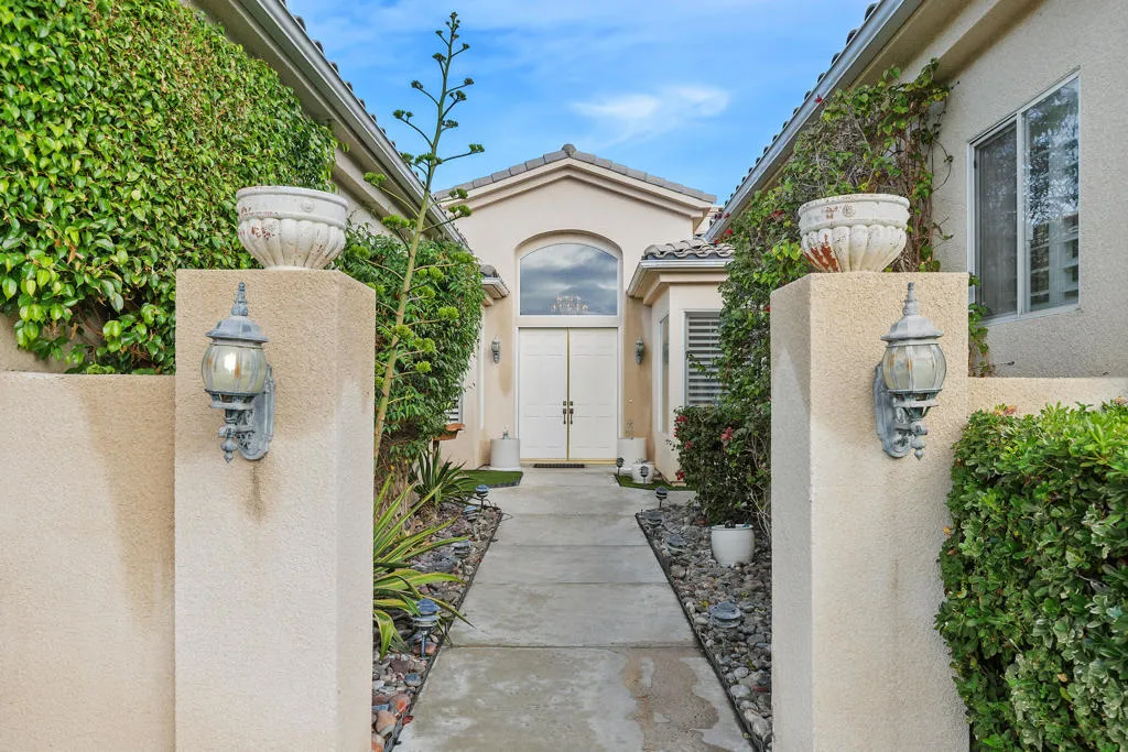 2 Othello Court, Rancho Mirage, California 92270 home-pic-5