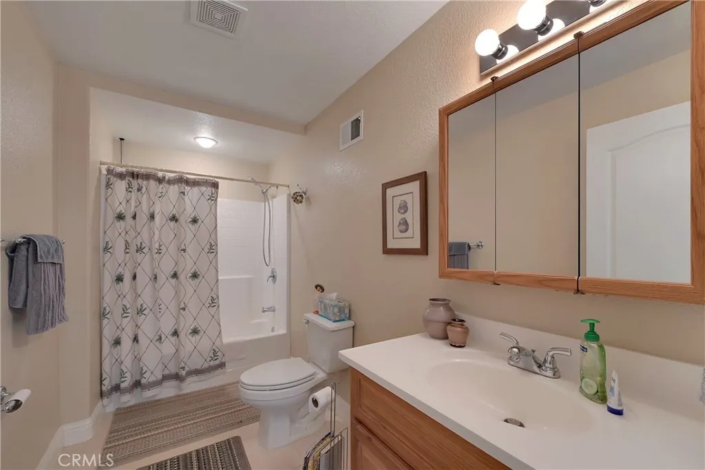 Downstairs Full bathroom.