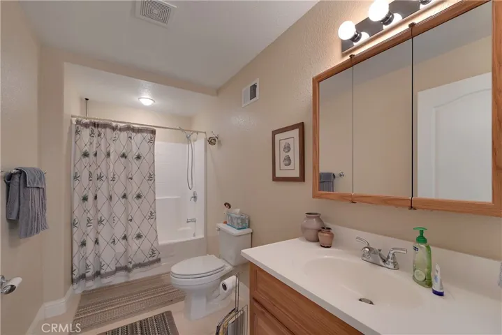 Downstairs Full bathroom.