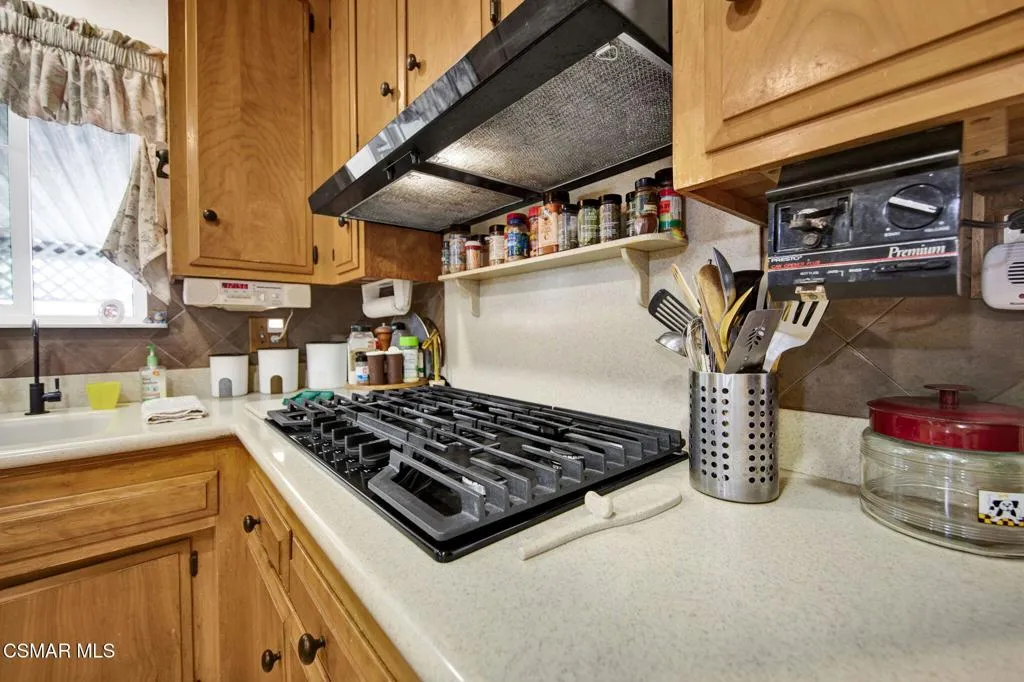 807 Ernest Drive, Santa Paula, California 93060 home-pic-11