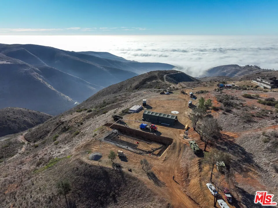 9950 Cotharin Road, Malibu, California 90265 home-pic-25