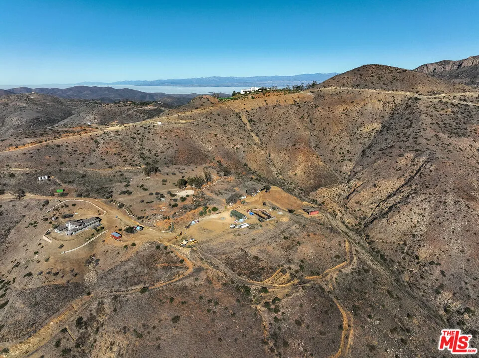 9950 Cotharin Road, Malibu, California 90265 home-pic-27