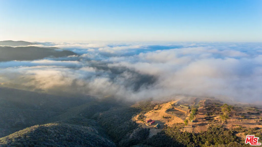 9950 Cotharin Road, Malibu, California 90265 home-pic-41