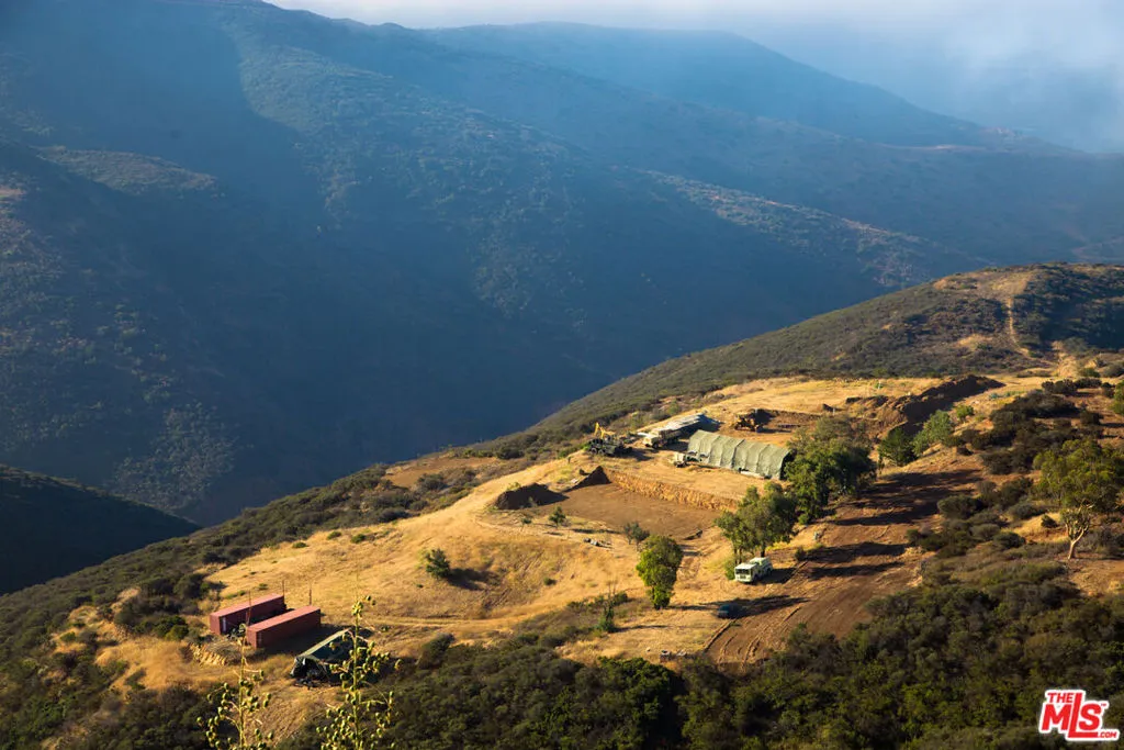 9950 Cotharin Road, Malibu, California 90265 home-pic-47