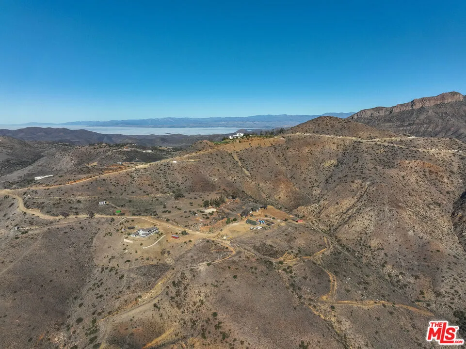 9950 Cotharin Road, Malibu, California 90265 home-pic-26