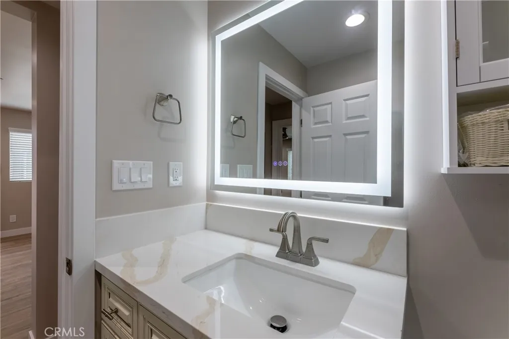 1344 Ximeno, Long Beach, California 90804 home-pic-38