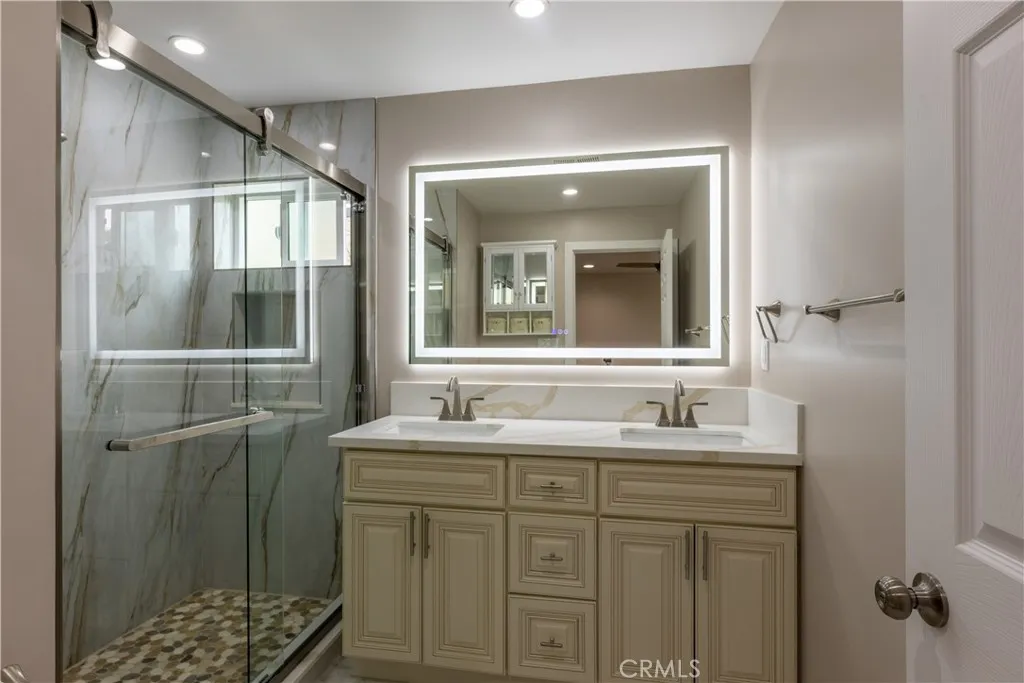 1344 Ximeno, Long Beach, California 90804 home-pic-44