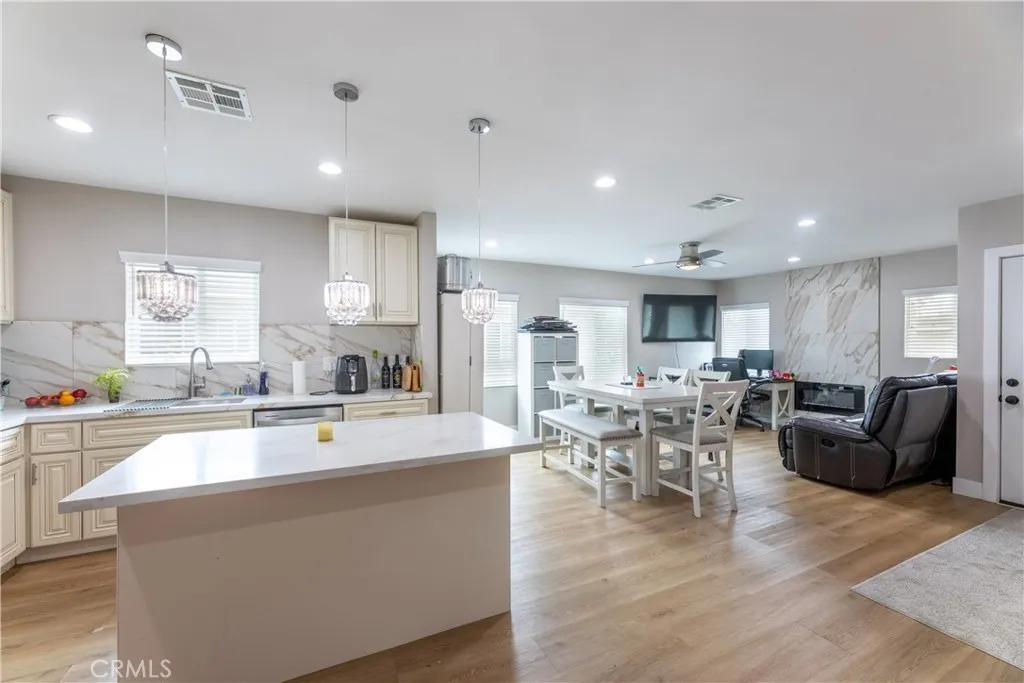 1344 Ximeno, Long Beach, California 90804 home-pic-7