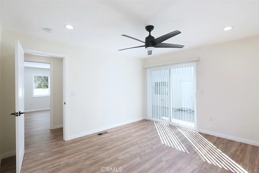 2131 2133 S Cloverdale, Los Angeles, California 90016 home-pic-5
