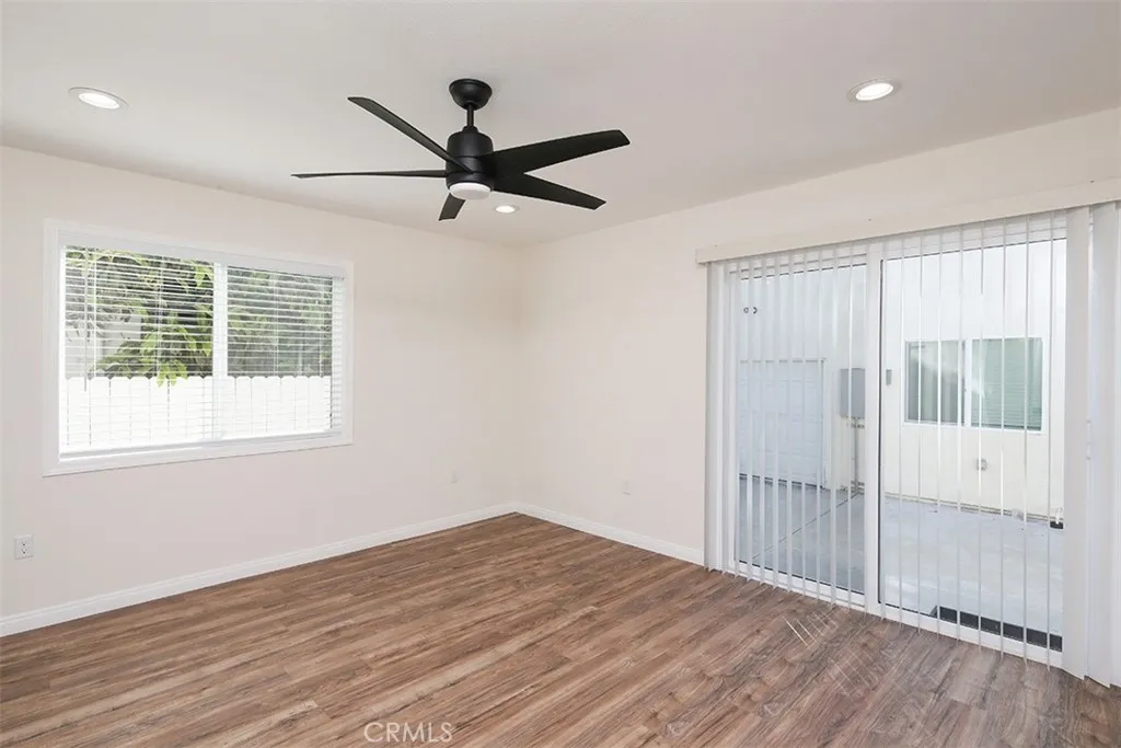 2131 2133 S Cloverdale, Los Angeles, California 90016 home-pic-6