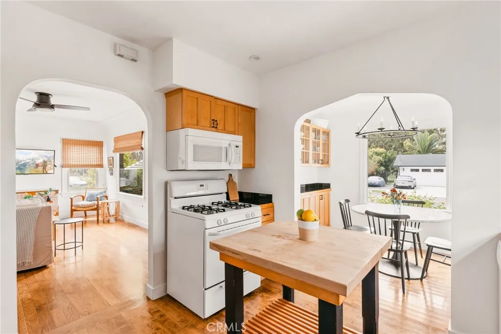 816 11th, Huntington Beach, California 92648 home-pic-12