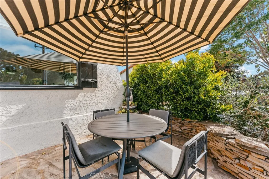 816 11th, Huntington Beach, California 92648 home-pic-3