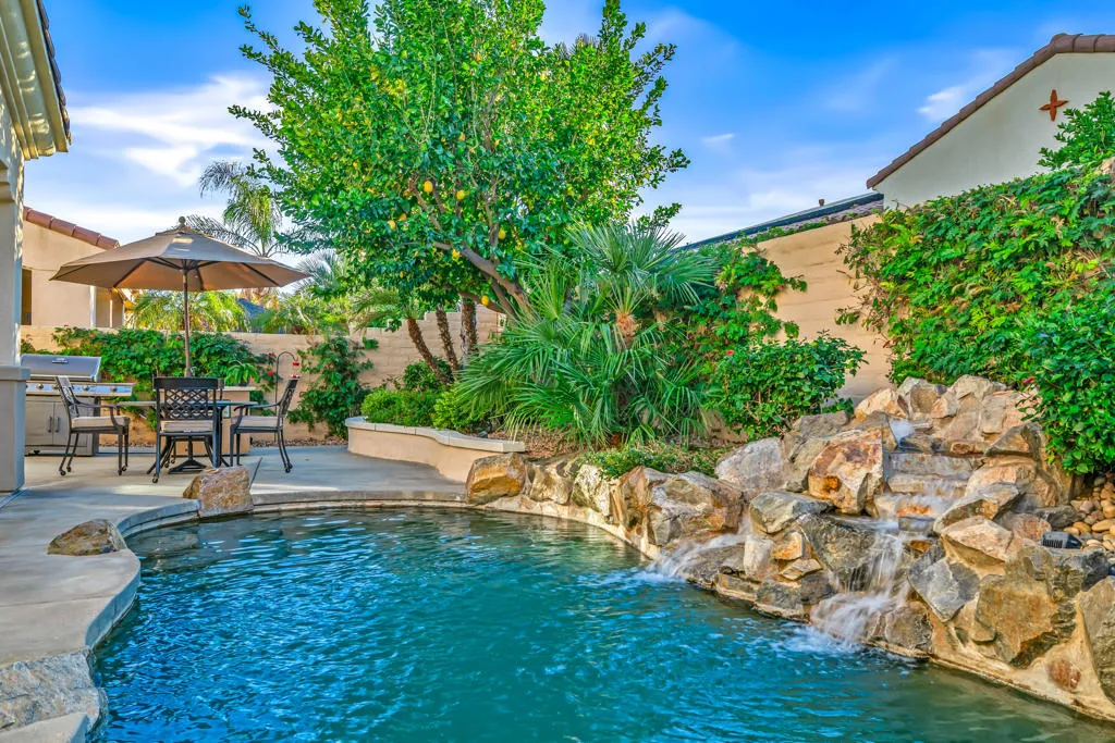 40155 Calle Loma Entrada, Indio, California 92203 home-pic-1