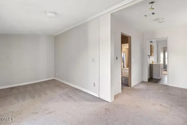 949 Blaine Avenue, Fillmore, California 93015 home-pic-11