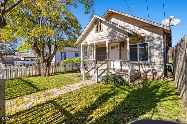 949 Blaine Avenue, Fillmore, California 93015 home-pic-1