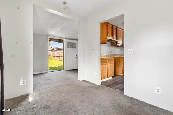 949 Blaine Avenue, Fillmore, California 93015 home-pic-13