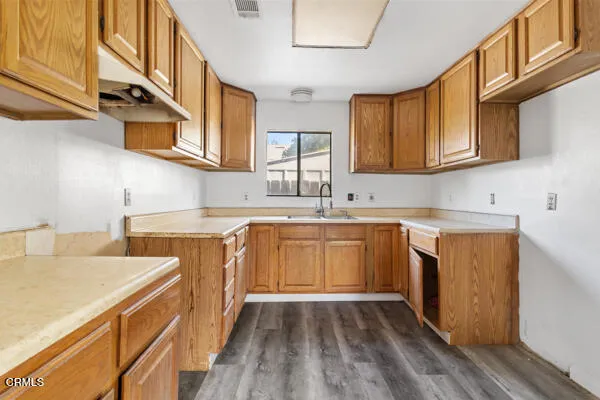 949 Blaine Avenue, Fillmore, California 93015 home-pic-6