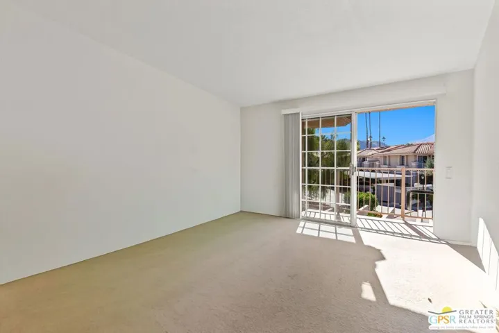 2001 E Camino Parocela B8, Palm Springs, California 92264