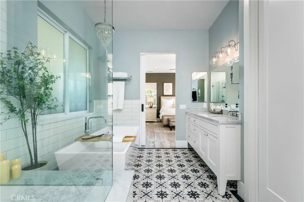 2318 Vista Grande, Vista, California 92084 home-pic-31