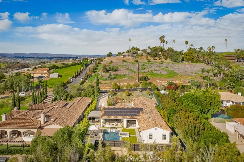 2318 Vista Grande, Vista, California 92084 home-pic-61