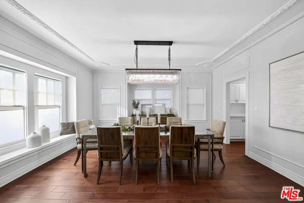 416 S Van Ness Avenue, Los Angeles, California 90020 home-pic-6