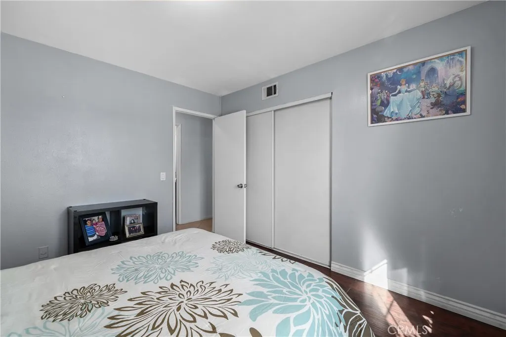 7494 Lemon Street, Fontana, California 92336 home-pic-7
