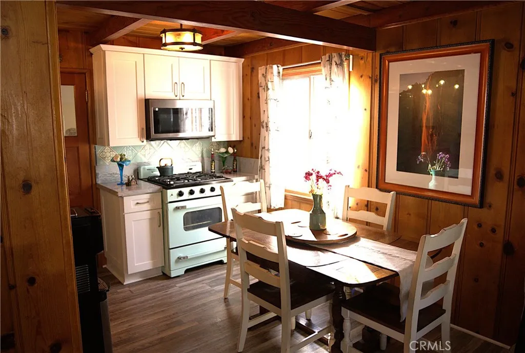 1671 Twin Lakes, Wrightwood, California 92397 home-pic-13