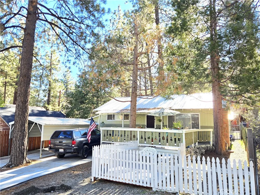 1671 Twin Lakes, Wrightwood, California 92397 home-pic-3