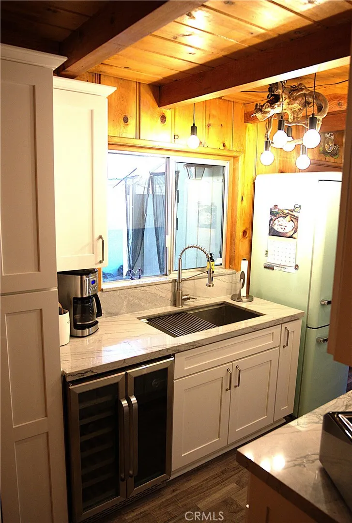 1671 Twin Lakes, Wrightwood, California 92397 home-pic-5