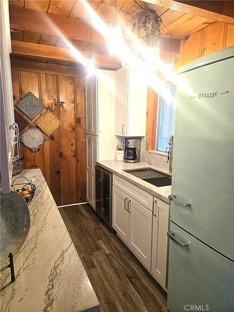 1671 Twin Lakes, Wrightwood, California 92397 home-pic-7
