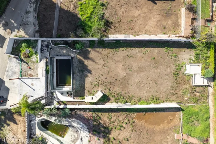 560 Radcliffe Avenue, Pacific Palisades, California 90272