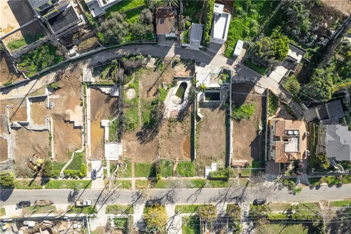560 Radcliffe Avenue, Pacific Palisades, California 90272