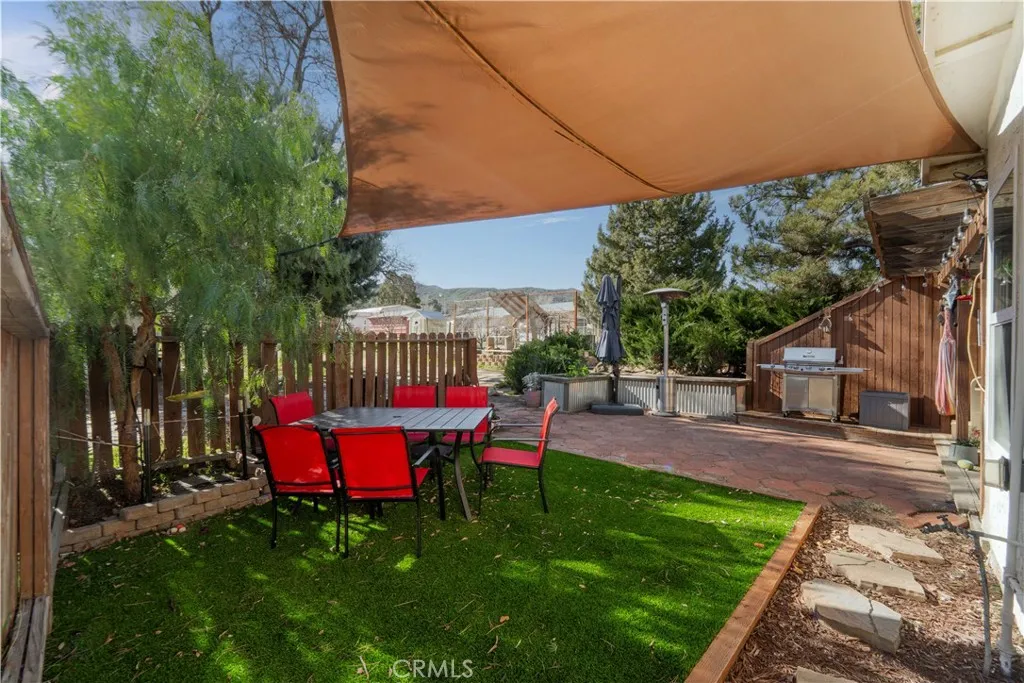 8728 Leona, Leona Valley, California 93551 home-pic-15