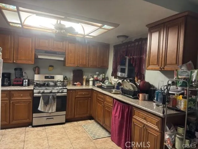 10555 Elm Ave, Bloomington, California 92316 home-pic-13