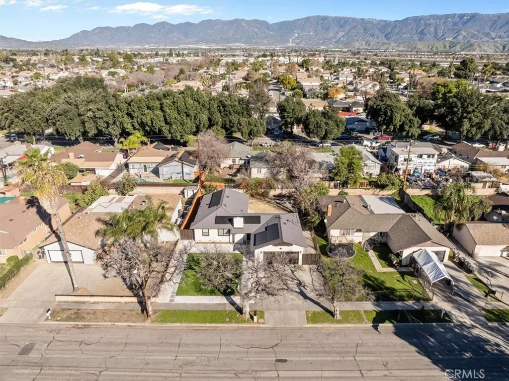 2470 W 6th Street, San Bernardino, California 92410 home-pic-35