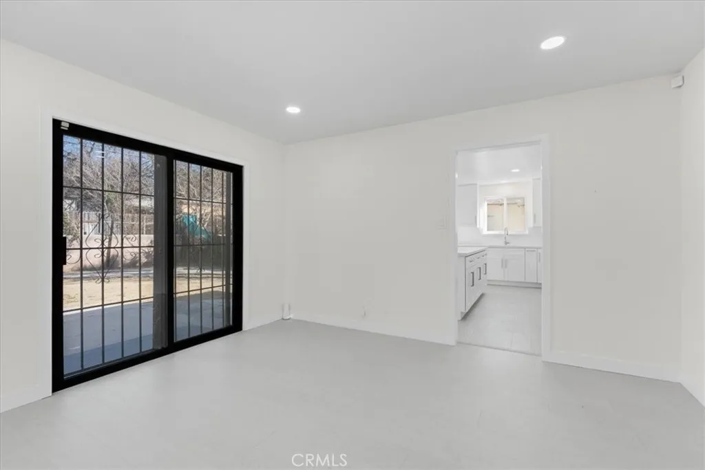 2470 W 6th Street, San Bernardino, California 92410 home-pic-7