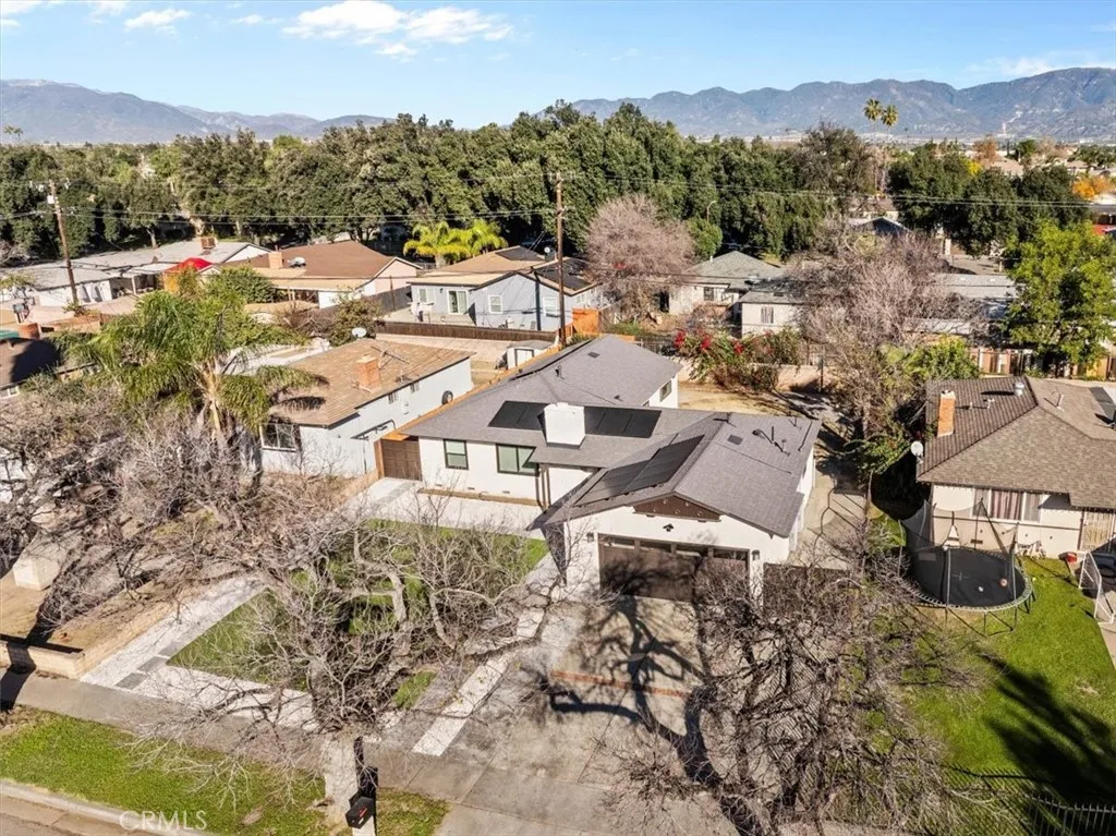 2470 W 6th Street, San Bernardino, California 92410 home-pic-31